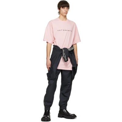 Shop Vetements Pink Friendly Logo T-shirt In Baby Pink 14619864