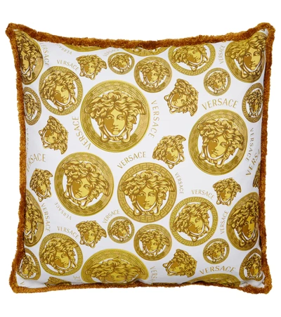 Versace Z7010 White Gold Velluto Cotton Cushion 90cm X 90cm 1 Size In Multicoloured