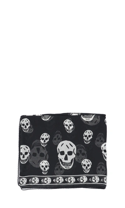 Shop Alexander Mcqueen 'skulls' Print Scarf