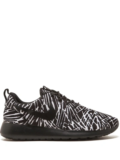 Nike Roshe Run Print Sneakers In Schwarz | ModeSens