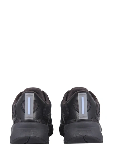 Shop Mcq By Alexander Mcqueen Br7 Aratana Sneakers Unisex In Black