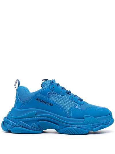 Shop Balenciaga Triple S Low-top Sneakers In Blau