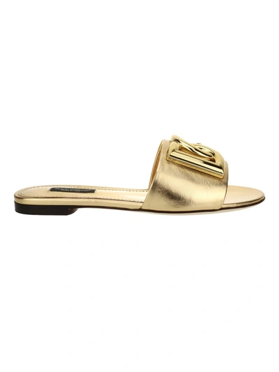 Shop Dolce & Gabbana Monogram-plaque Metallic Slides In Gold