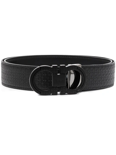 Ferragamo Black Gancini Embossed Reversible Leather Belt In Schwarz