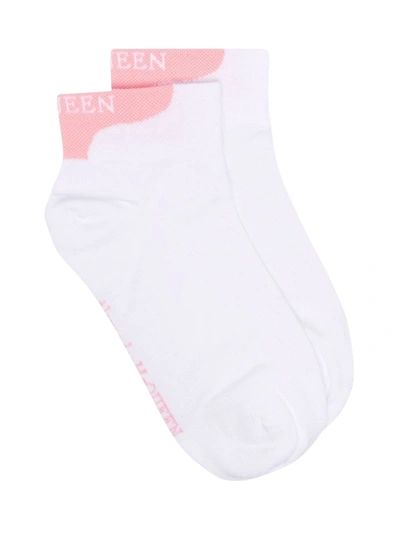 Shop Alexander Mcqueen Socks Mini Branded In White Light Pink