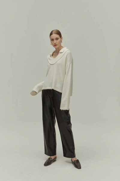 Shop Viktoria Chan Leia Cashmere Top In Ivory