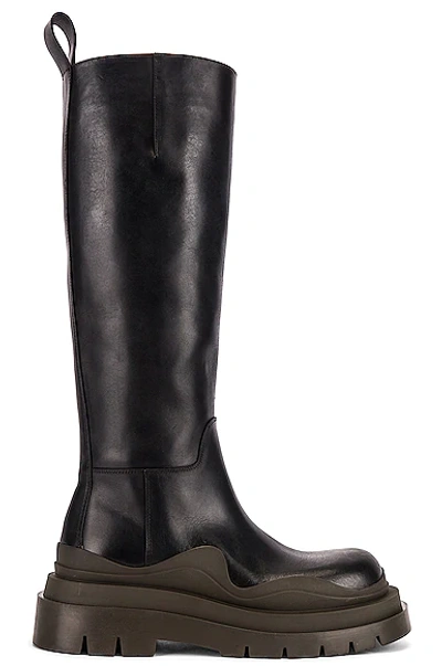 Bottega Veneta Tire Rubber-trimmed Leather Knee Boots In Black & Camping