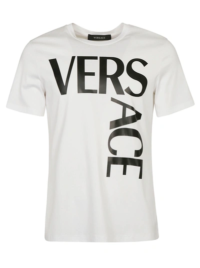 Shop Versace Logo Print T-shirt In Bianco Nero