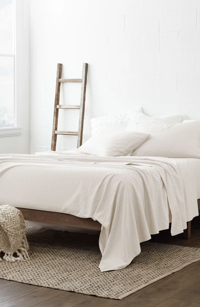 Ienjoy Home Home Spun Twin Hotel Collection Premium Ultra Soft 3-piece Stripe Bed Sheet Set In Ivory
