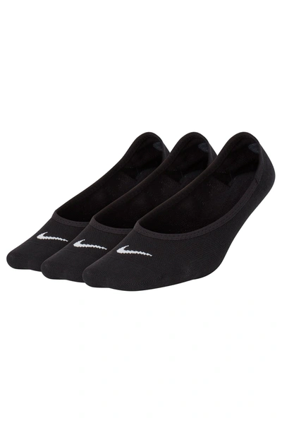 Shop Nike Everyday Lightweight Footie Socks (3 Pairs) In Black