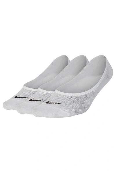 Shop Nike Everyday Lightweight Footie Socks (3 Pairs) In White