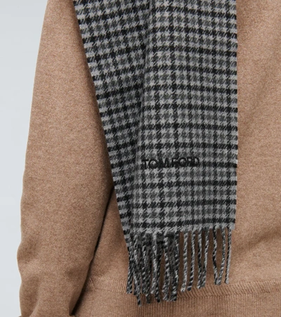 Shop Tom Ford Houndstooth Wool And Cashmere Scarf In Grey