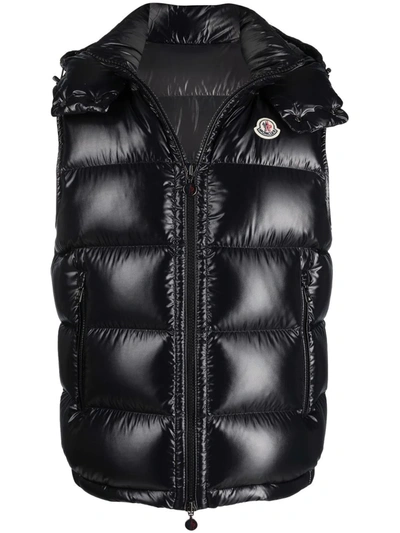 Shop Moncler Logo-patch Zipped Gilet In Schwarz