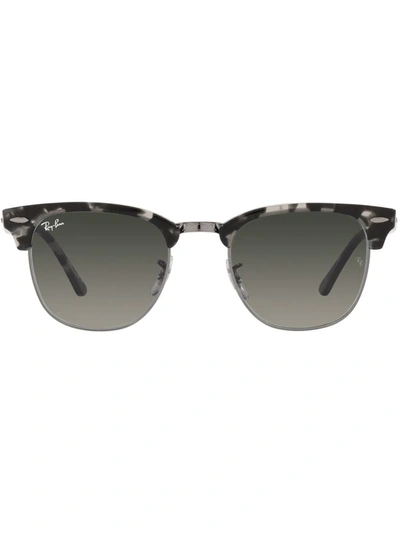 Ray Ban Clubmaster Square Grey Gradient Browline Unisex Sunglasses 0rb3916 133671 52 In Grau