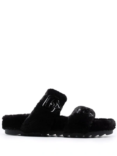 Shop Chiara Ferragni Eye-motif Faux-fur Open-toe Slides In Schwarz