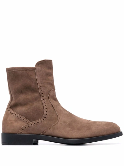 Shop Fratelli Rossetti Round-toe Ankle Boots In Braun