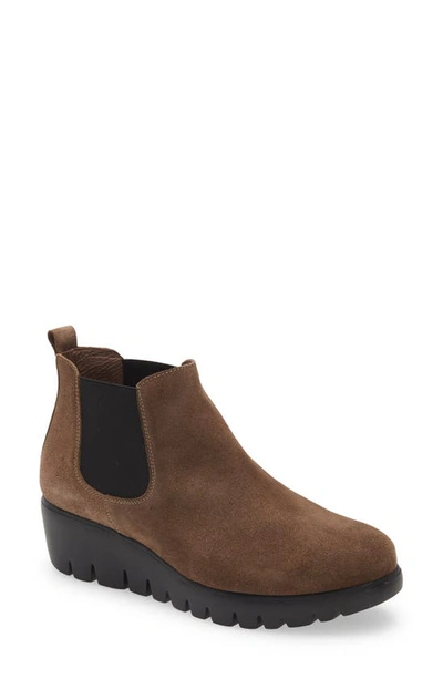 Shop Wonders Slip-on Chelsea Boot In Taupe