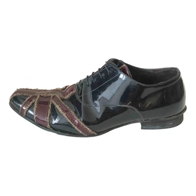 Pre-owned Moschino Patent Leather Lace Ups In Navy
