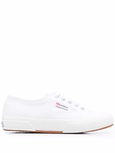 Superga Court Classic Low-top Sneakers In 白色