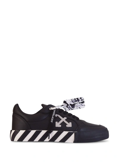 Shop Off-white Low Vulcanised Sneakers In Nero