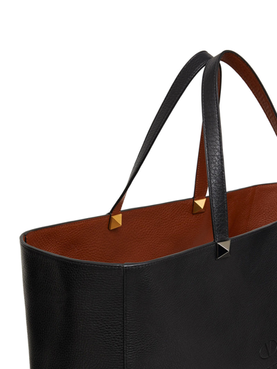 Shop Valentino Garavani Identity Reversible Shopping Bag In Leather In Black