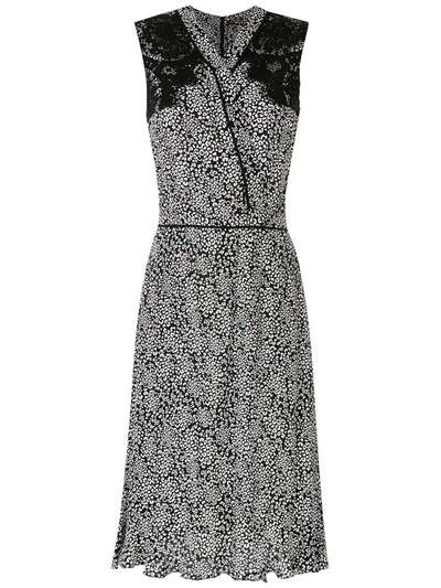Shop À La Garçonne Lace Detail Midi Dress In Schwarz