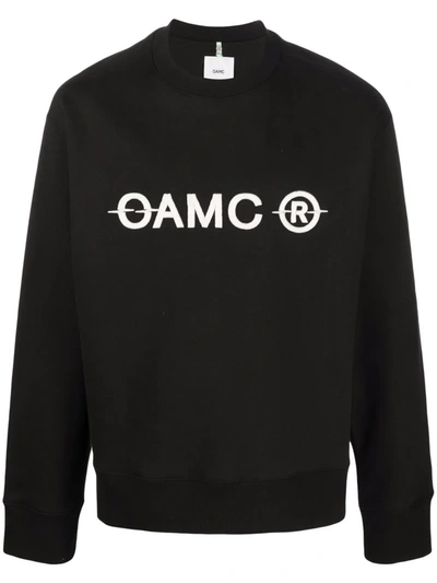 Shop Oamc Logo Sweatshirt In Schwarz