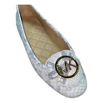 Pre-owned Michael Kors Leather Ballet Flats In White