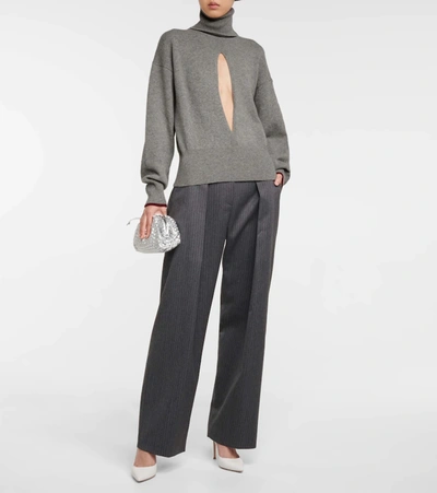 Victoria Beckham Cutout Cashmere-blend Turtleneck Sweater In Grey