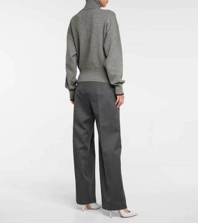Victoria Beckham Cutout Cashmere-blend Turtleneck Sweater In Grey