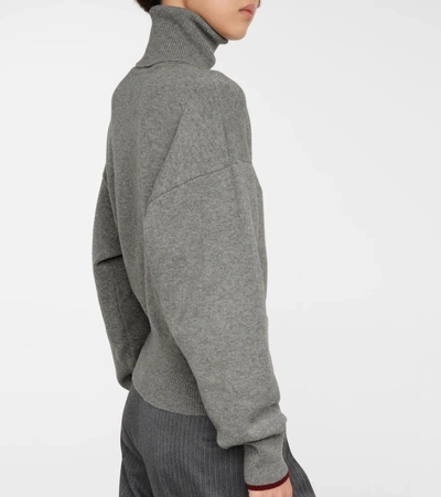 Victoria Beckham Cutout Cashmere-blend Turtleneck Sweater In Grey