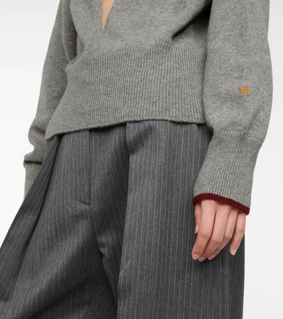 Victoria Beckham Cutout Cashmere-blend Turtleneck Sweater In Grey