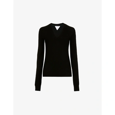 Shop Bottega Veneta Relaxed-fit V-neck Wool-blend Jumper In Black