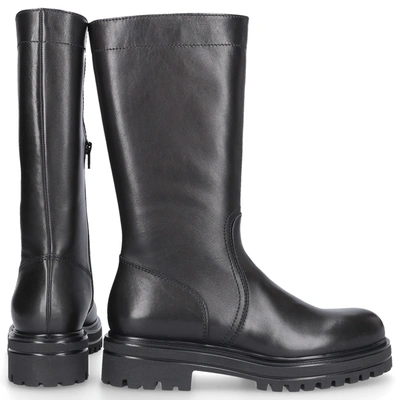 Shop Guglielmo Rotta Boots Flat Winston In Black