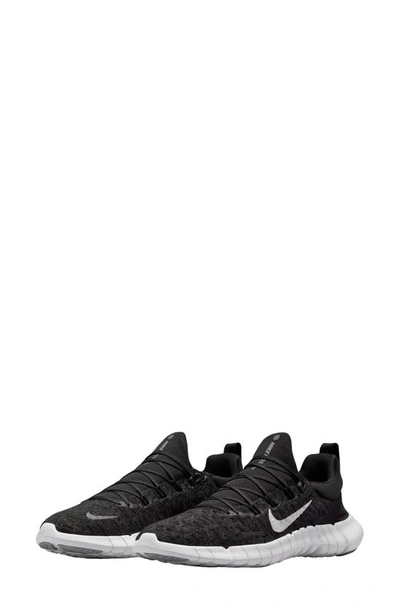 Nike Free Rn 5.0 2021 Running Shoe In Black/ White/ Dk Smoke Grey | ModeSens