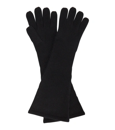 Shop Totême Cashmere Gloves In Black