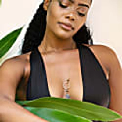 Deux Mains Macilia 18k Gold Long Lariat