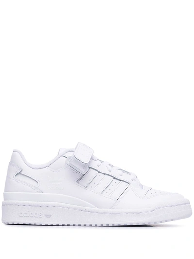 Shop Adidas Originals Forum Low-top Leather Sneakers In Weiss