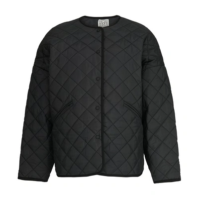 Shop Totême Polyester Quilted Jacket In Black