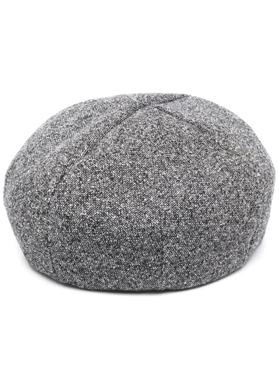 Shop Emporio Armani Knitted Beret Hat In 黑色