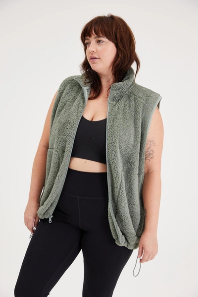 Shop Girlfriend Collective Pine Recycled Fleece Vest