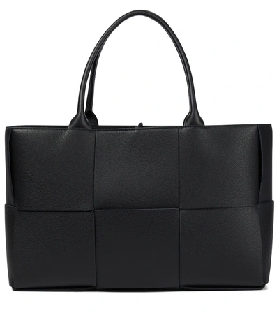 Shop Bottega Veneta Arco Medium Leather Tote Bag In Black