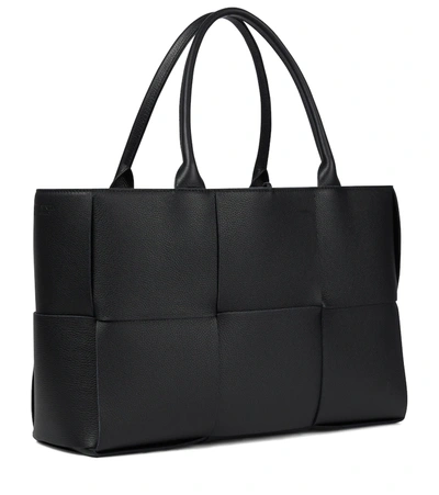 Shop Bottega Veneta Arco Medium Leather Tote Bag In Black