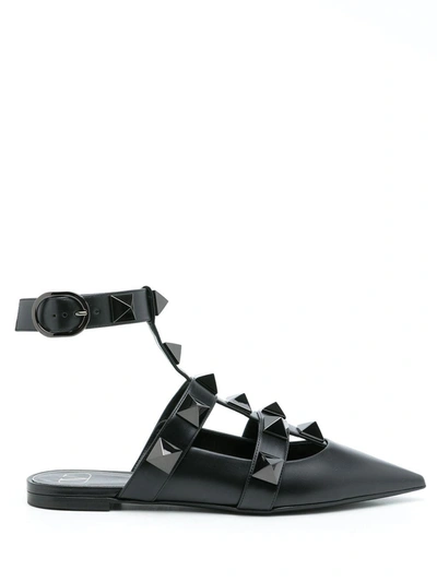 Shop Valentino Garavani Cruise Flat Shoes Black