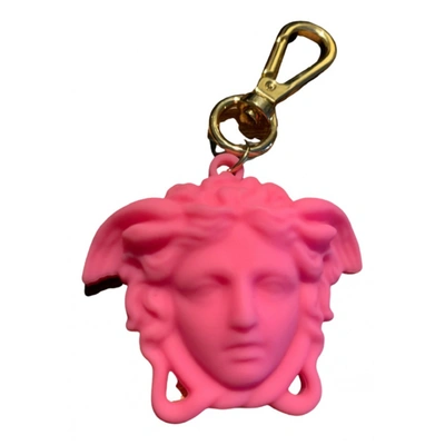 Pre-owned Versace Medusa Bag Charm In Pink