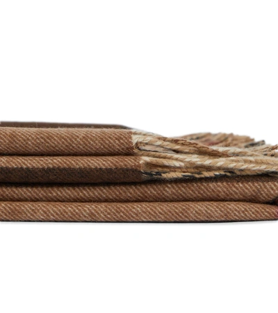 Burberry Vintage Check Cashmere Blanket In Beige