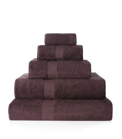 Shop Yves Delorme Étoile Guest Towel (45cm X 70cm) In Grey