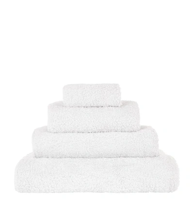 Shop Abyss & Habidecor Super Pile Bath Towel 70cm X 140cm In Blue