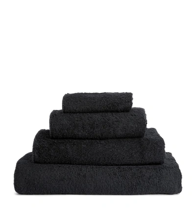 Shop Abyss & Habidecor Super Pile Bath Towel (70cm X 140cm) In Black