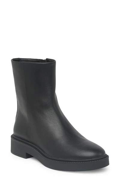 Vince Kady Water Repellent Boot In Black